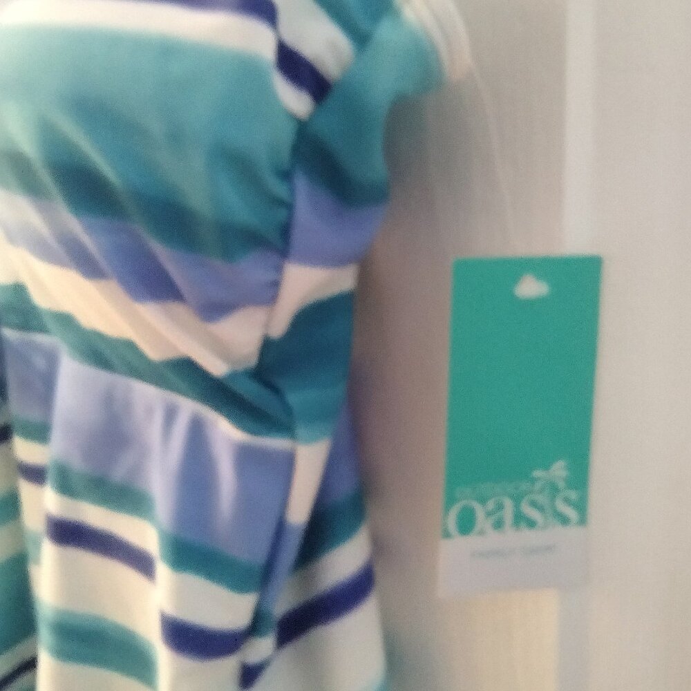 NWT TANKINI TOP**ONLY*******$3 TOPS ARE 3 FOR $10**** - Picture 4 of 4